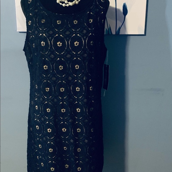 Sharagno Dress
Navy/Nude lace Dress. Sleeveless Size  16 . NWT . - Picture 2 of 6